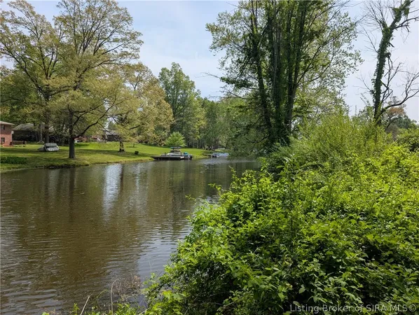 $69,900 | 320 North Hereford Lane, Madison, IN 47250