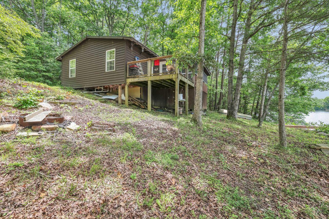 186 Lake View Road Pikeville, TN 37367 - Photo 4 of 25 186 Lake View 4