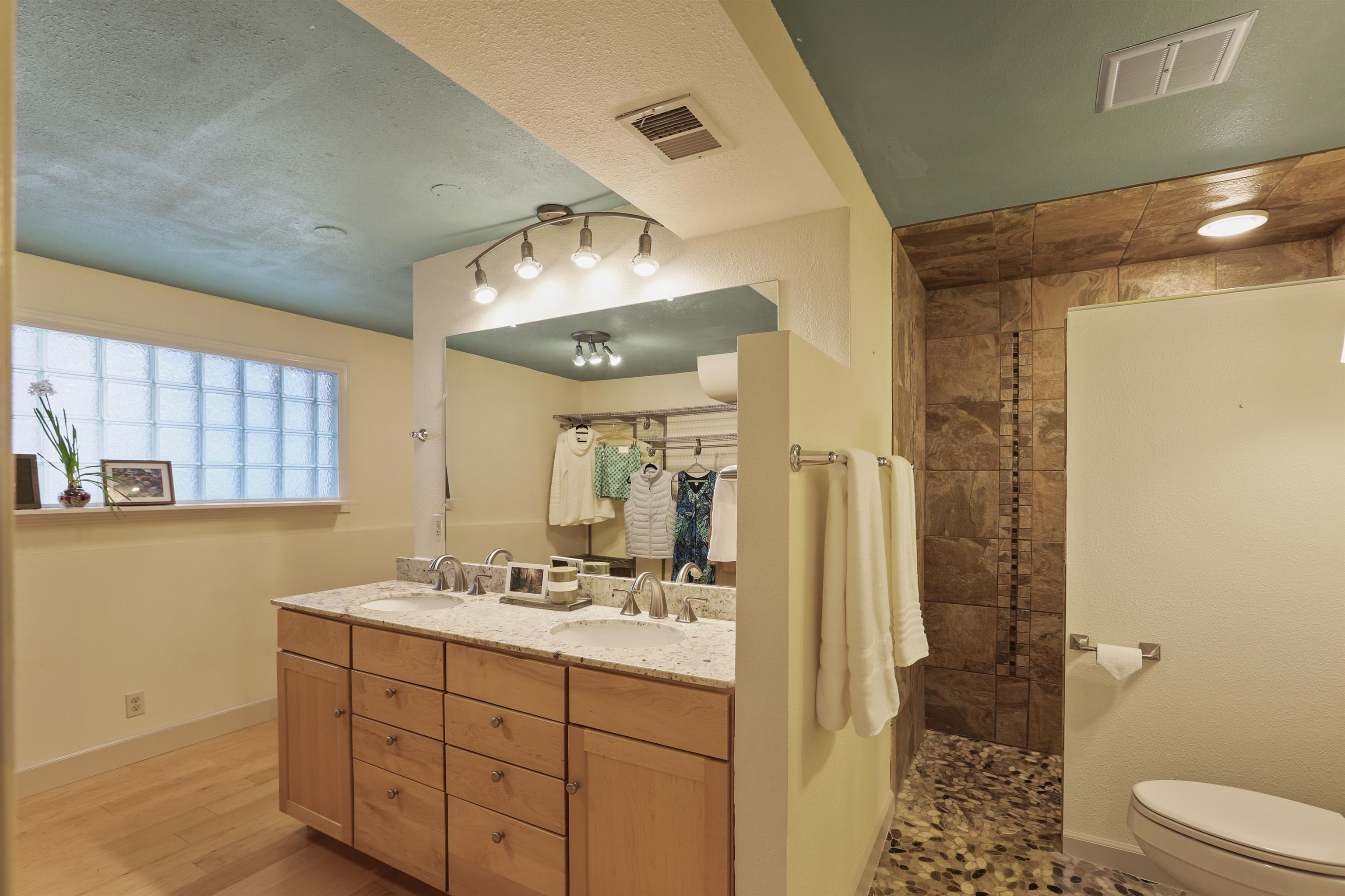 7104 South Oak Road Spokane, WA 99224 - Photo 31 of 36