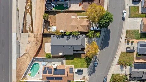 aerial view of houses with yard