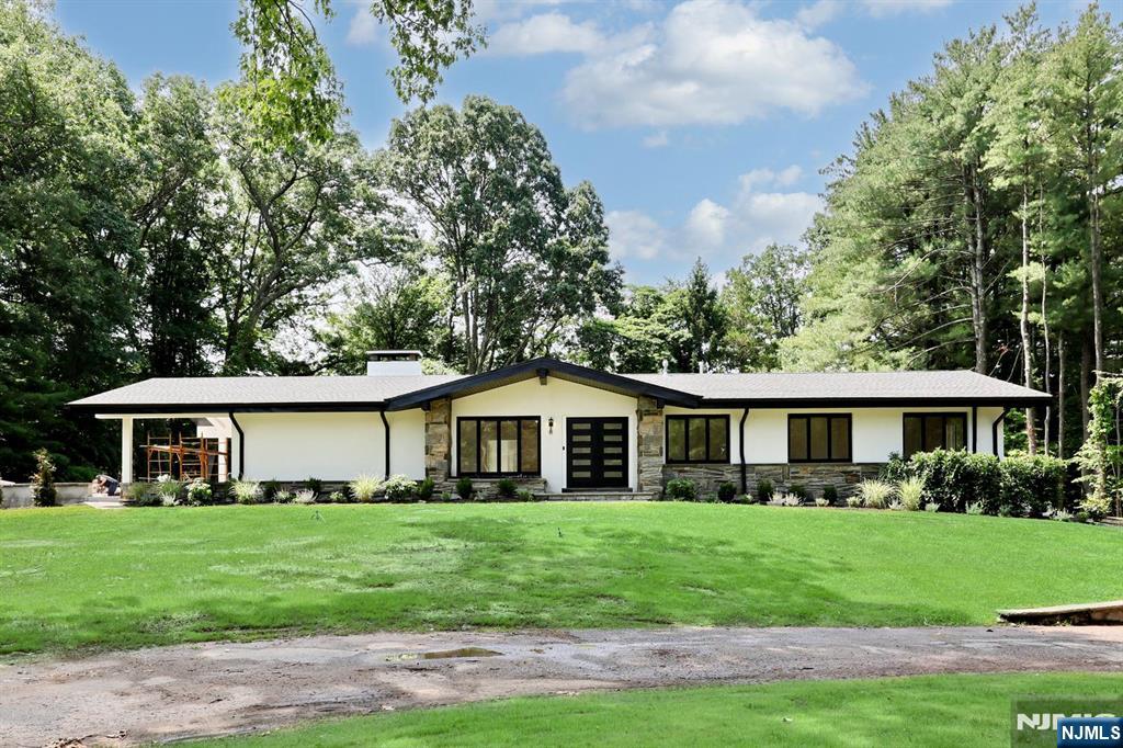 51 Mill Rd Extension Woodcliff Lake, NJ 07677 - Photo 1 of 50