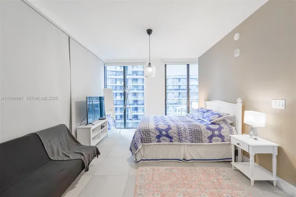 $5,900 | 1010 Brickell Avenue, Unit 2906, Miami, FL 33131