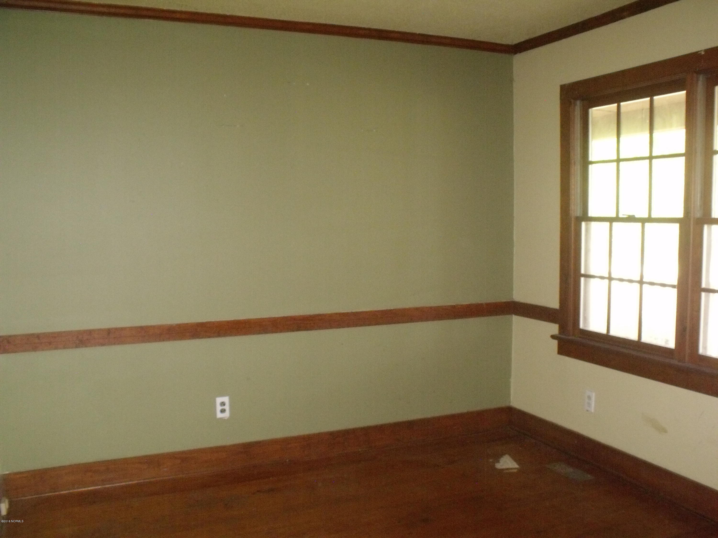 420 South Fairview Road Rocky Mount, NC 27801 - Photo 14 of 19 29 MASTER