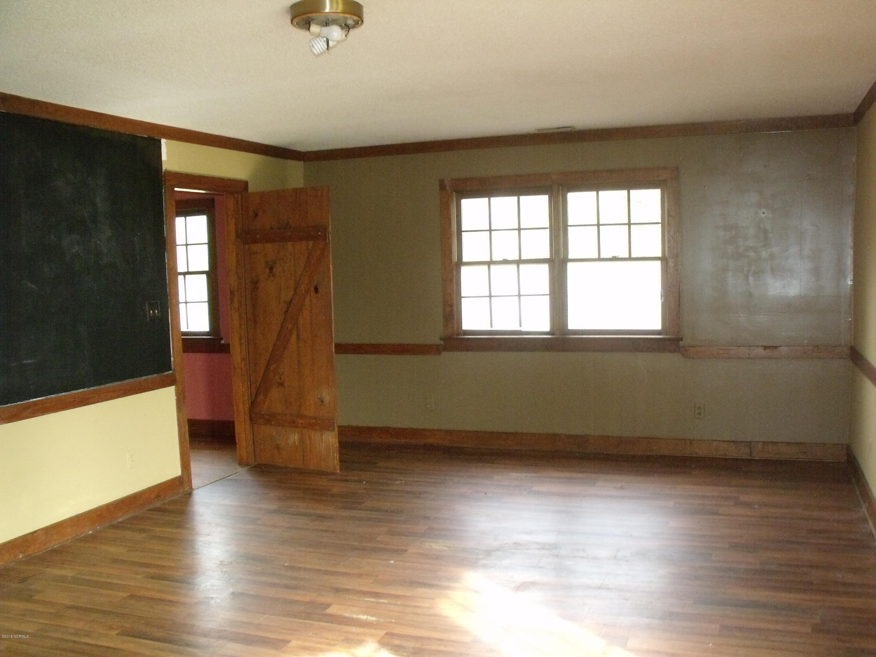 420 South Fairview Road Rocky Mount, NC 27801 - Photo 17 of 19 33 BED 2