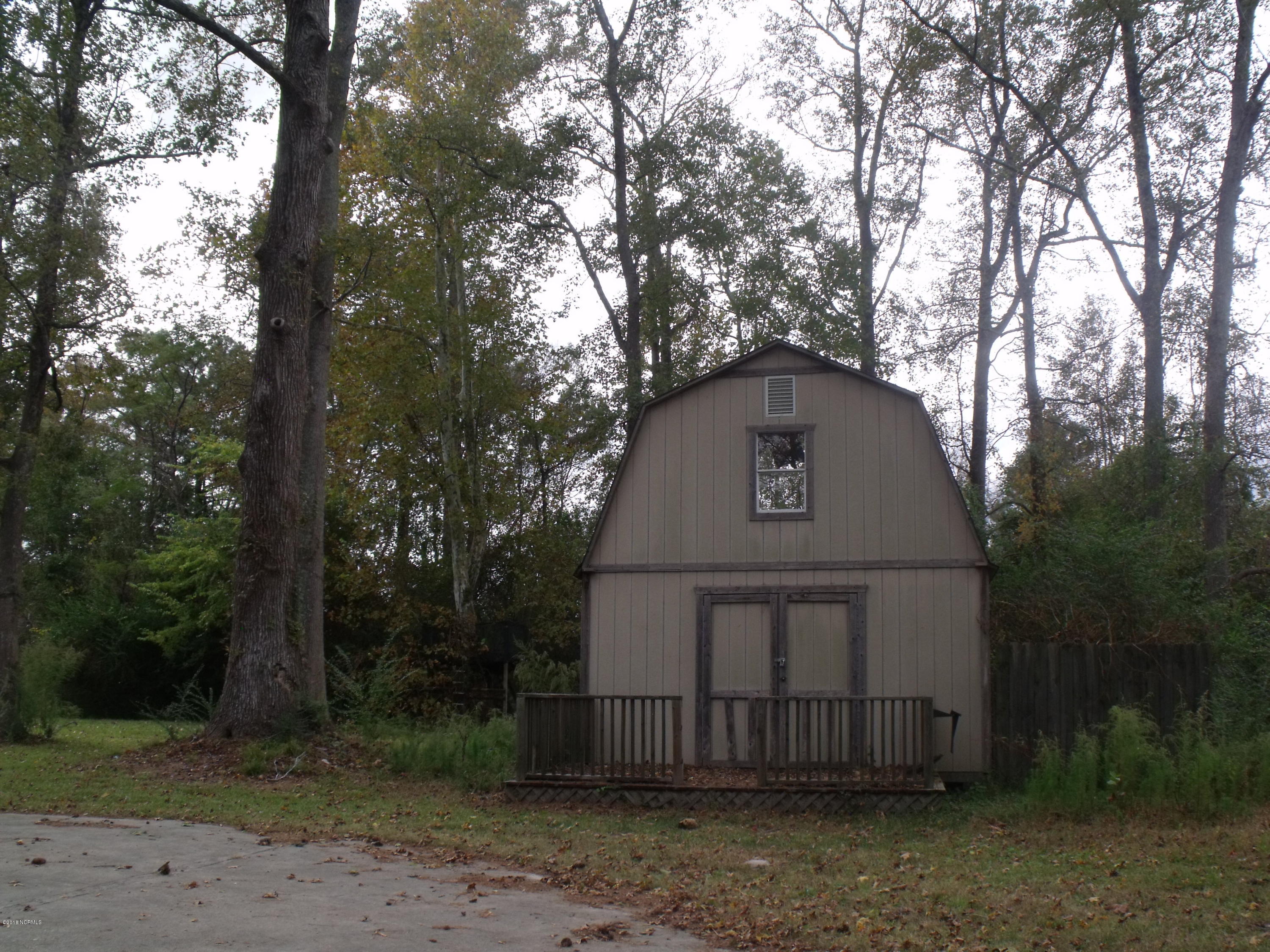420 South Fairview Road Rocky Mount, NC 27801 - Photo 2 of 19 8 SHED
