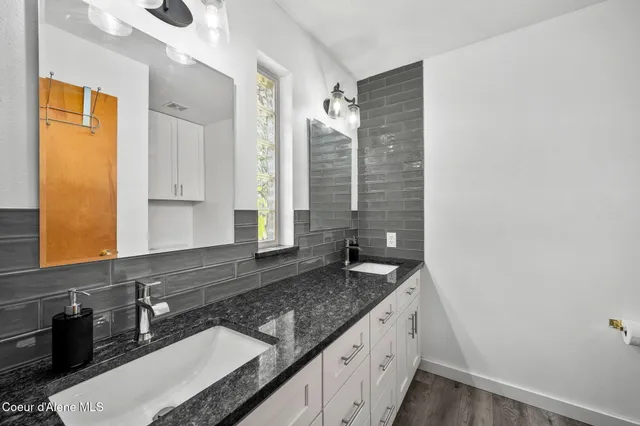 $669,900 | 2441 North Henry Street, Post Falls, ID 83854