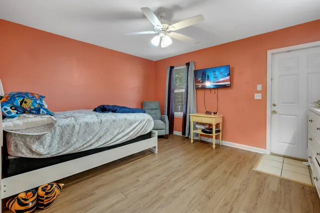 $172,000 | 4434 Gearhart Road, Unit 1801, Tallahassee, FL 32303