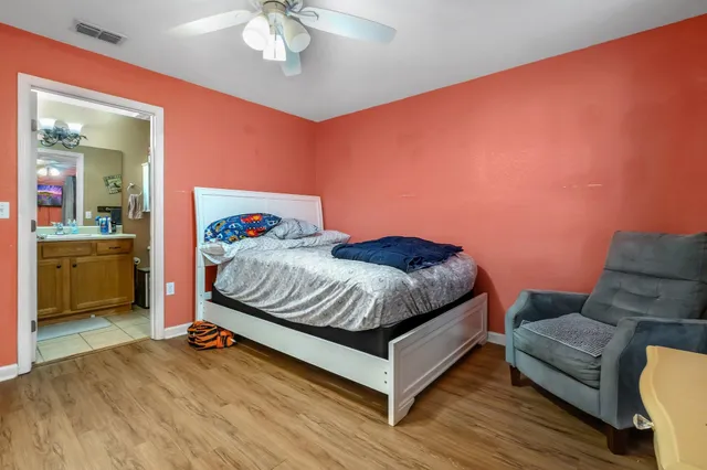 $172,000 | 4434 Gearhart Road, Unit 1801, Tallahassee, FL 32303