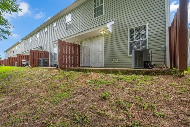 $172,000 | 4434 Gearhart Road, Unit 1801, Tallahassee, FL 32303