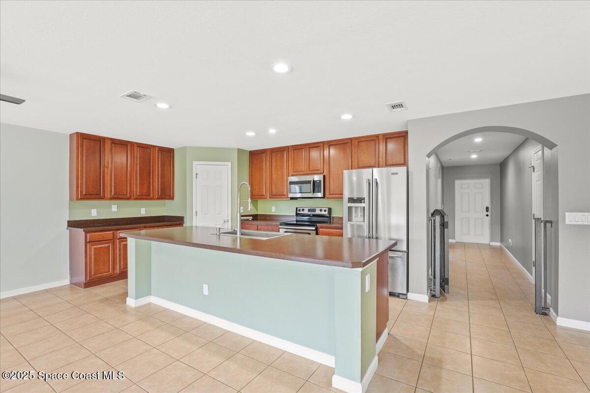 205 Dryden Circle Cocoa, FL 32926 - Photo 4 of 34 10-DRYDEN105