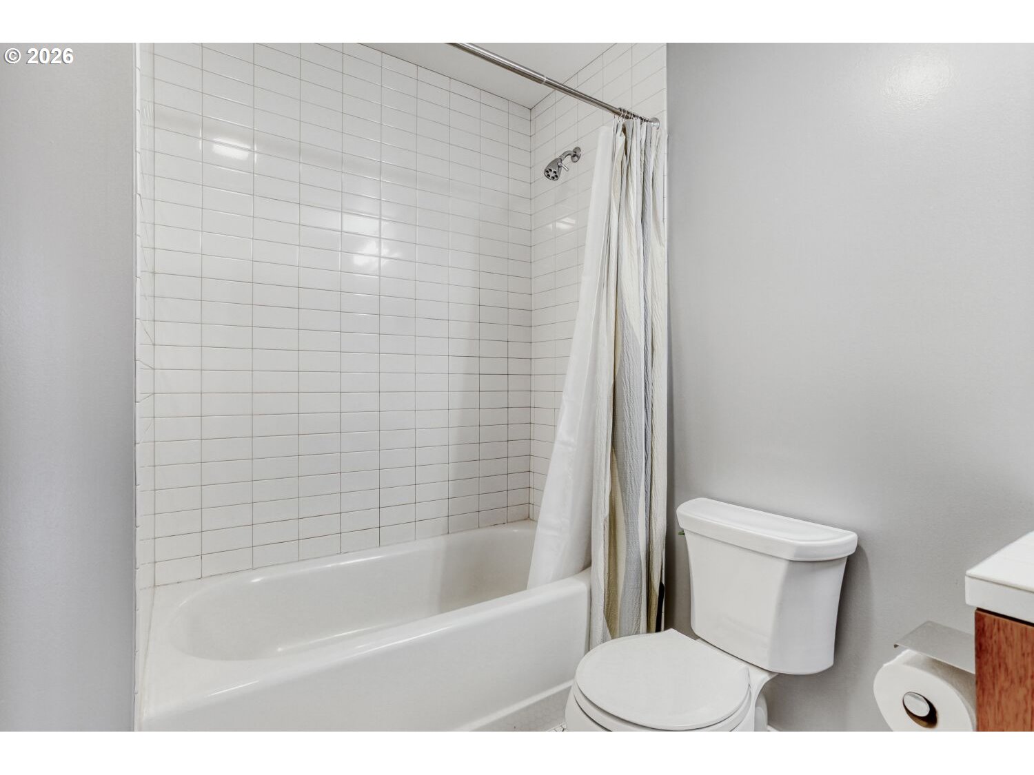 1926 West Burnside Street, Unit 311 Portland, OR 97209 - Photo 14 of 27