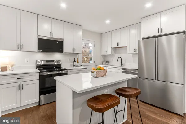 $4,950 | 400 North Madison Street, Arlington, VA 22205