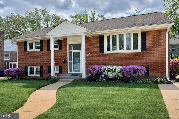 $4,950 | 400 North Madison Street, Arlington, VA 22205