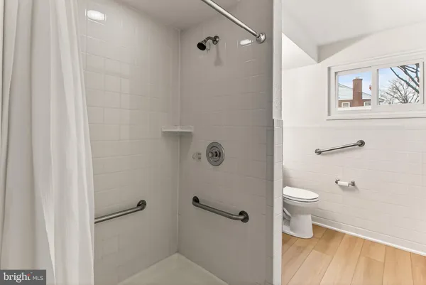 $4,950 | 400 North Madison Street, Arlington, VA 22205