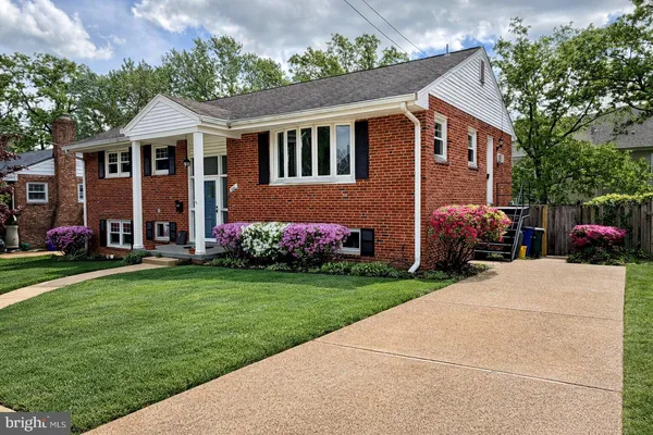 $4,950 | 400 North Madison Street, Arlington, VA 22205