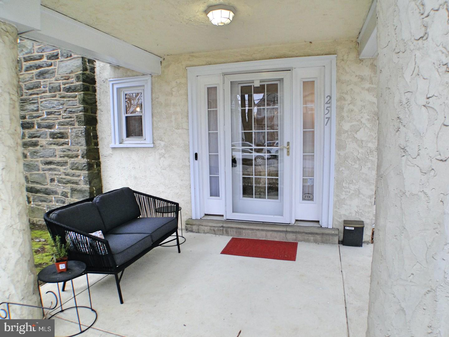 257 Ballymore Road Springfield, PA 19064 - Photo 3 of 35 Front Porch