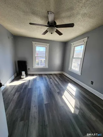 $2,400 | 14 Union Street, Manchester, CT 06042