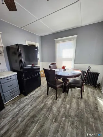 $2,400 | 14 Union Street, Manchester, CT 06042