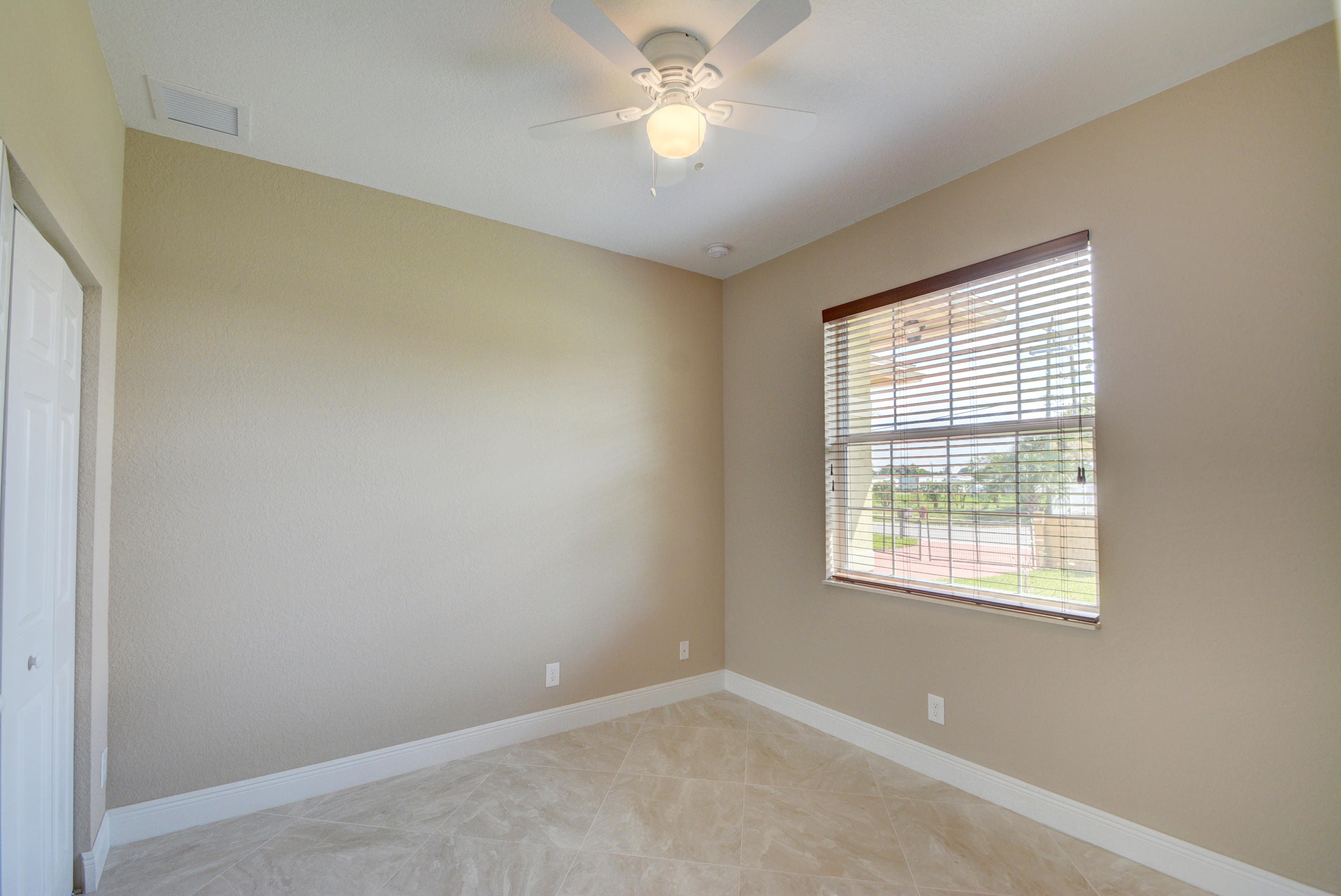 4427 Dale Road Palm Springs, FL 33406 - Photo 17 of 38 SPS_1505_6_7_8_9