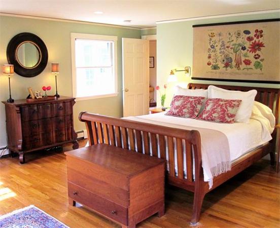 6 West Side Road Milton, MA 02186 - Photo 3 of 4 Gallery Image 3