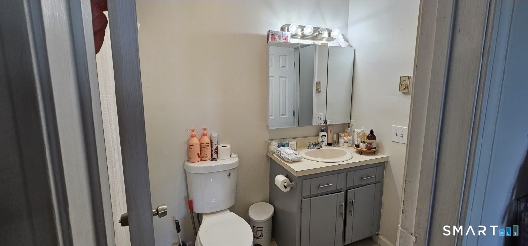 315 Congress Avenue, Unit A Waterbury, CT 06708 - Photo 10 of 23