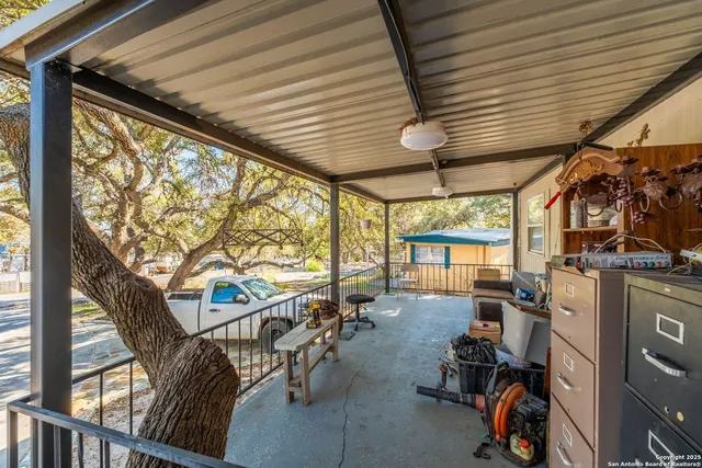 $1,500 | 626 Flintstone Drive, Canyon Lake, TX 78133