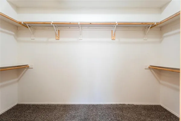 $2,400 | 4816 Sapphire Lane, Granbury, TX 76049