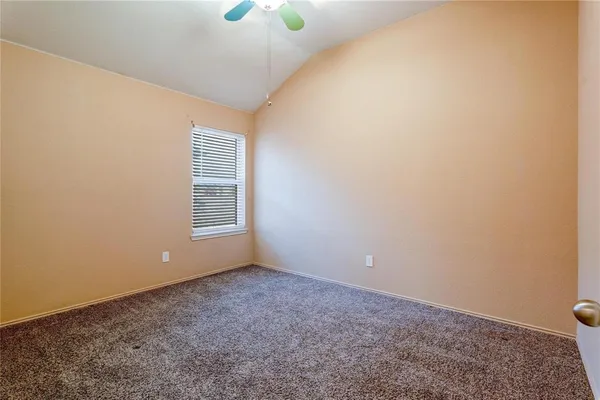 $2,400 | 4816 Sapphire Lane, Granbury, TX 76049