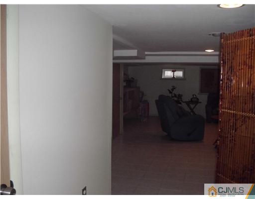 119 McGuffy Road Somerset, NJ 08873 - Photo 11 of 15 Gallery Image 11
