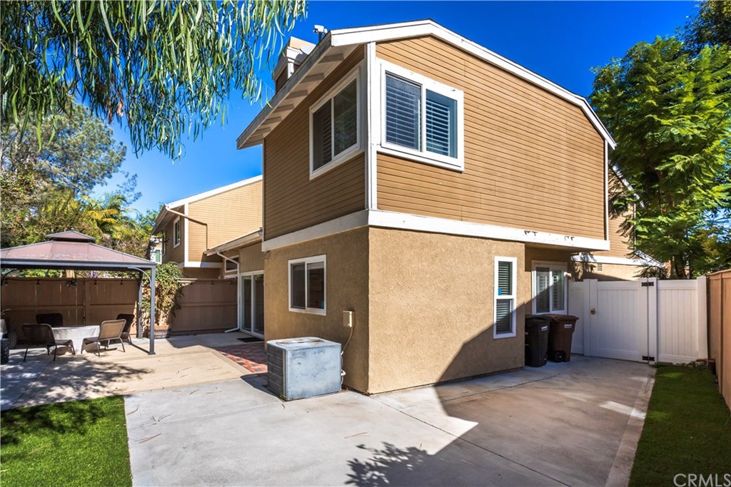 11 Silveroak Aliso Viejo, CA 92656 - Photo 15 of 41 a view of a house with backyard and sitting area