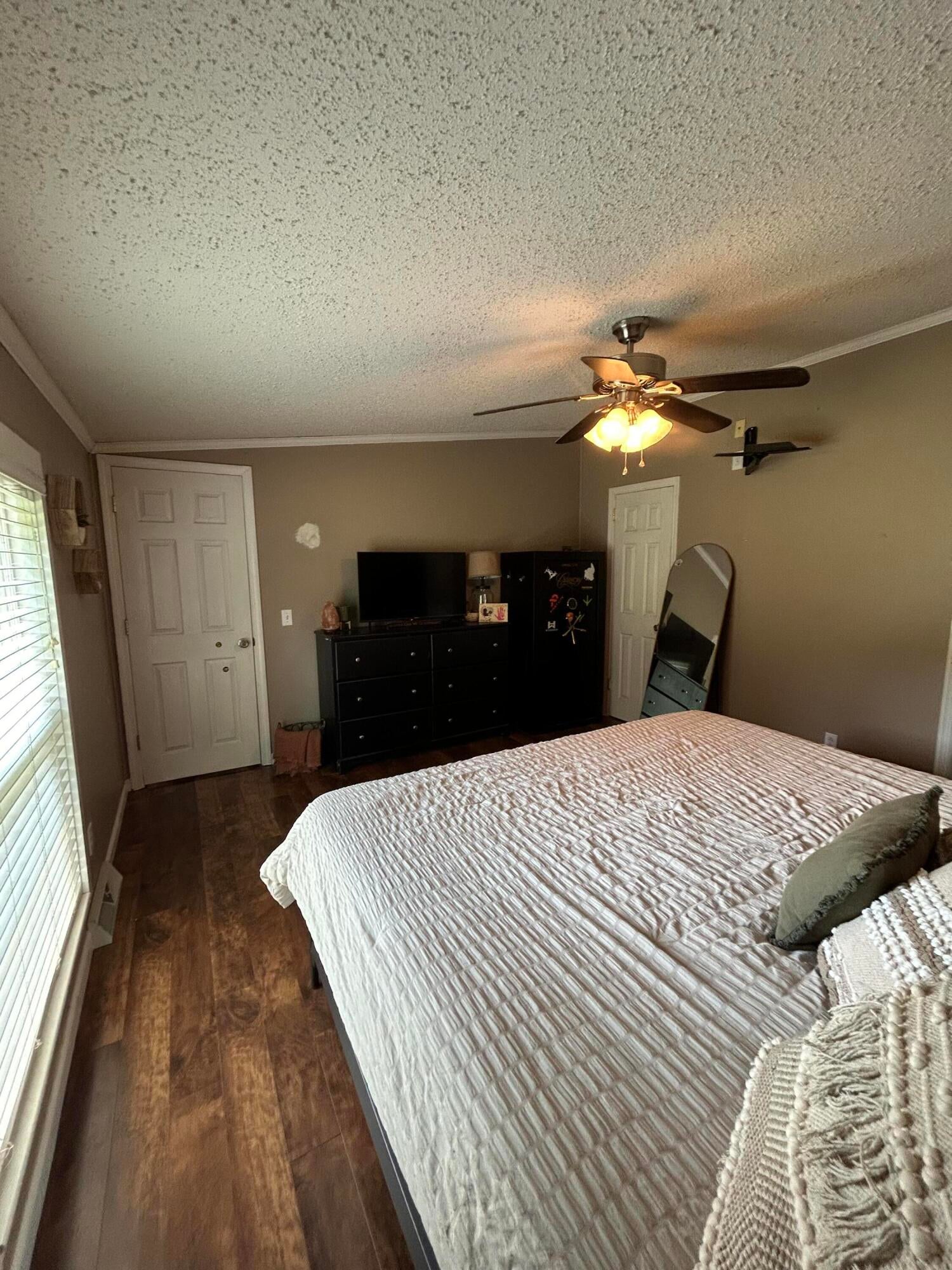 1836 Adair Road Peterstown, WV 24963 - Photo 26 of 138 Gallery Image 26