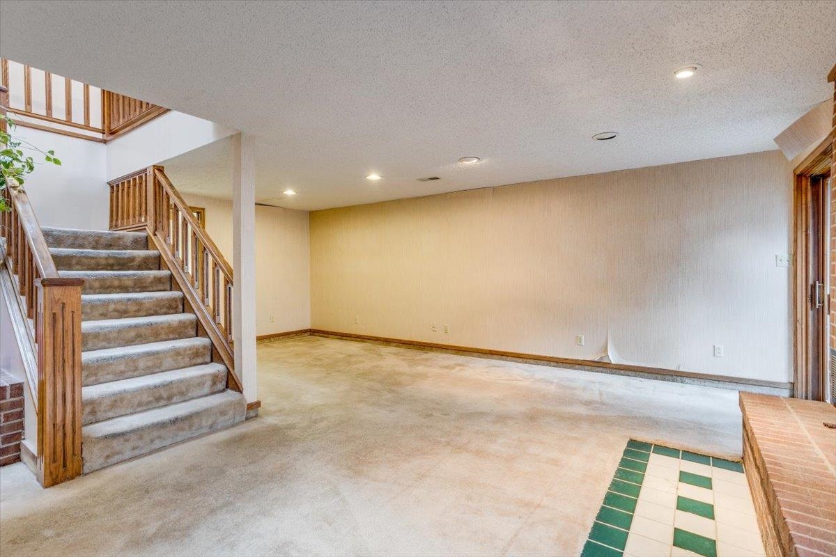 795 South Whippoorwill Road Derby, KS 67037 - Photo 25 of 36