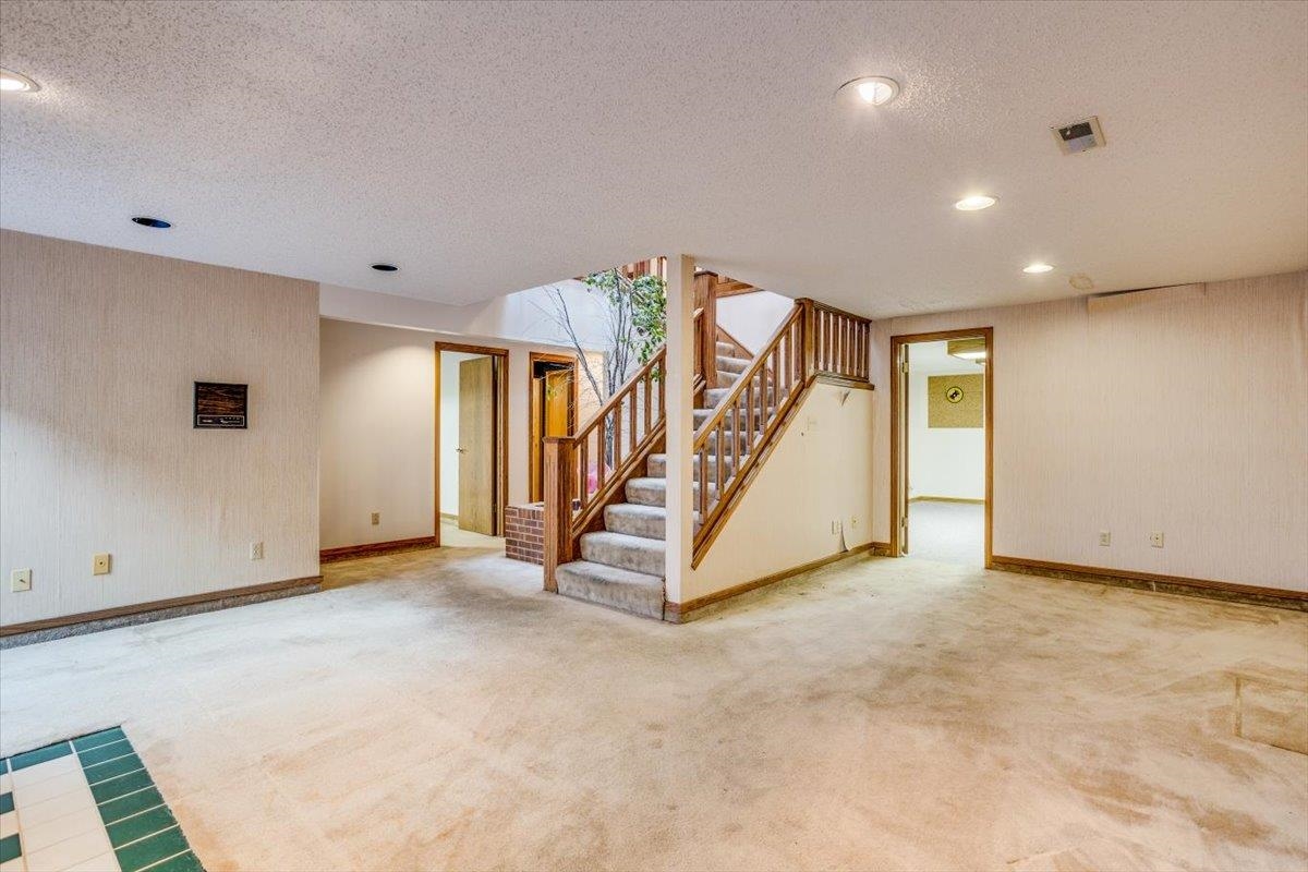 795 South Whippoorwill Road Derby, KS 67037 - Photo 26 of 36