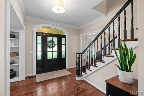 $950,000 | 608 Westledge Court, Des Peres, MO 63131