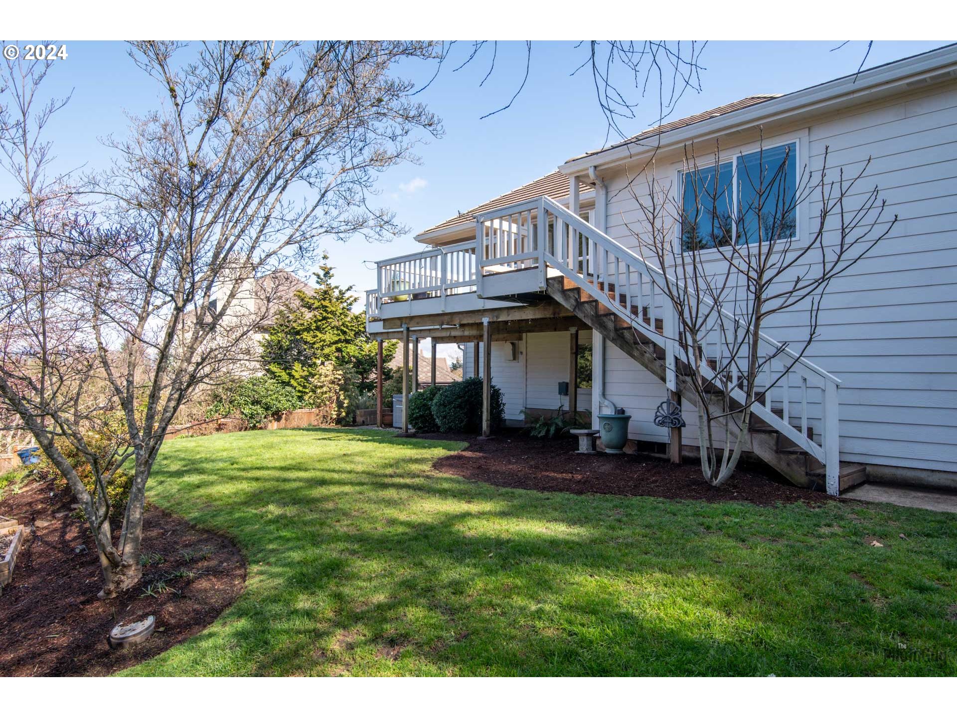 2054 Morning View Drive Eugene, OR 97405 - Photo 44 of 48 a view of a house with a yard