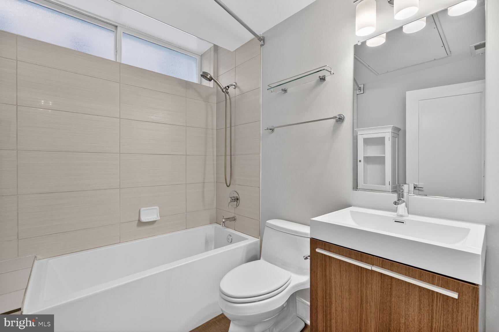 2142 O Street Northwest, Unit 100 Washington, DC 20037 - Photo 12 of 14