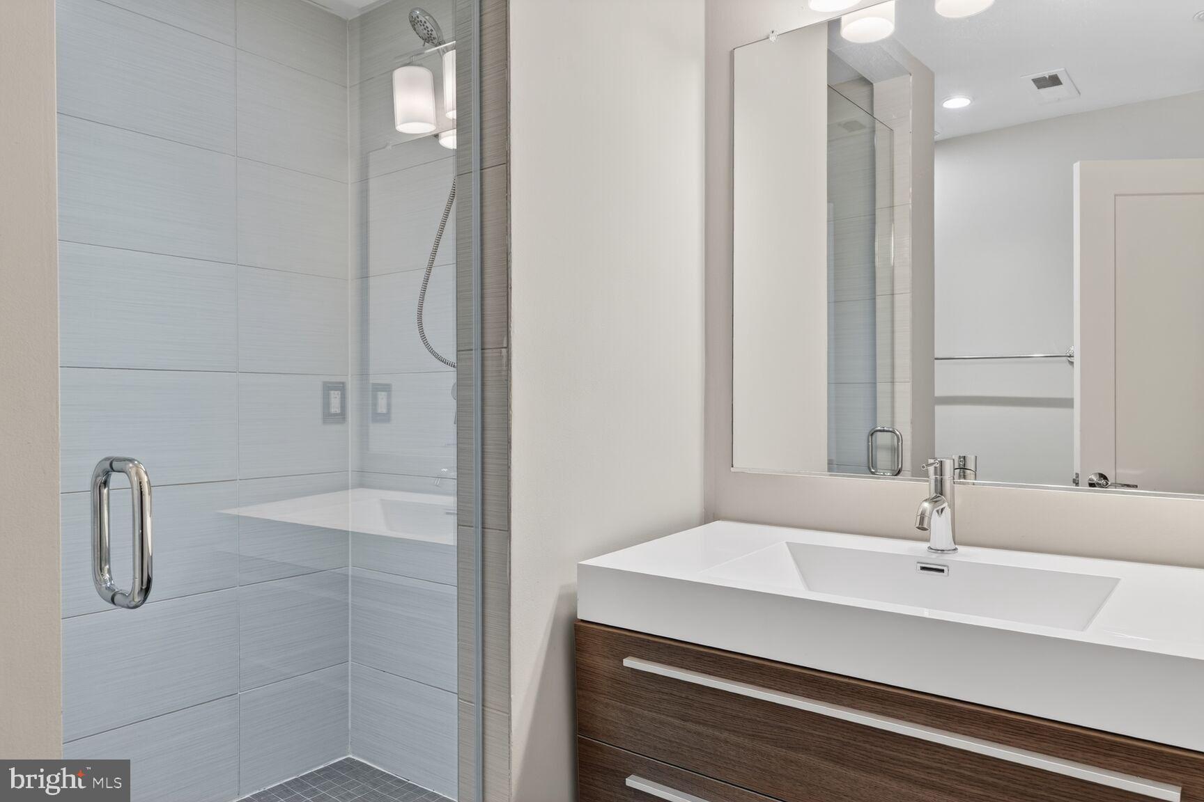 2142 O Street Northwest, Unit 100 Washington, DC 20037 - Photo 10 of 14