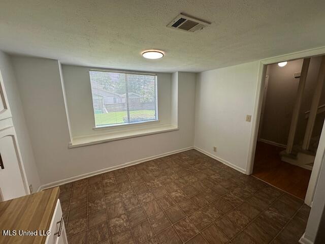 342 Lakebend Drive Brandon, MS 39042 - Photo 6 of 18 IMG_1888