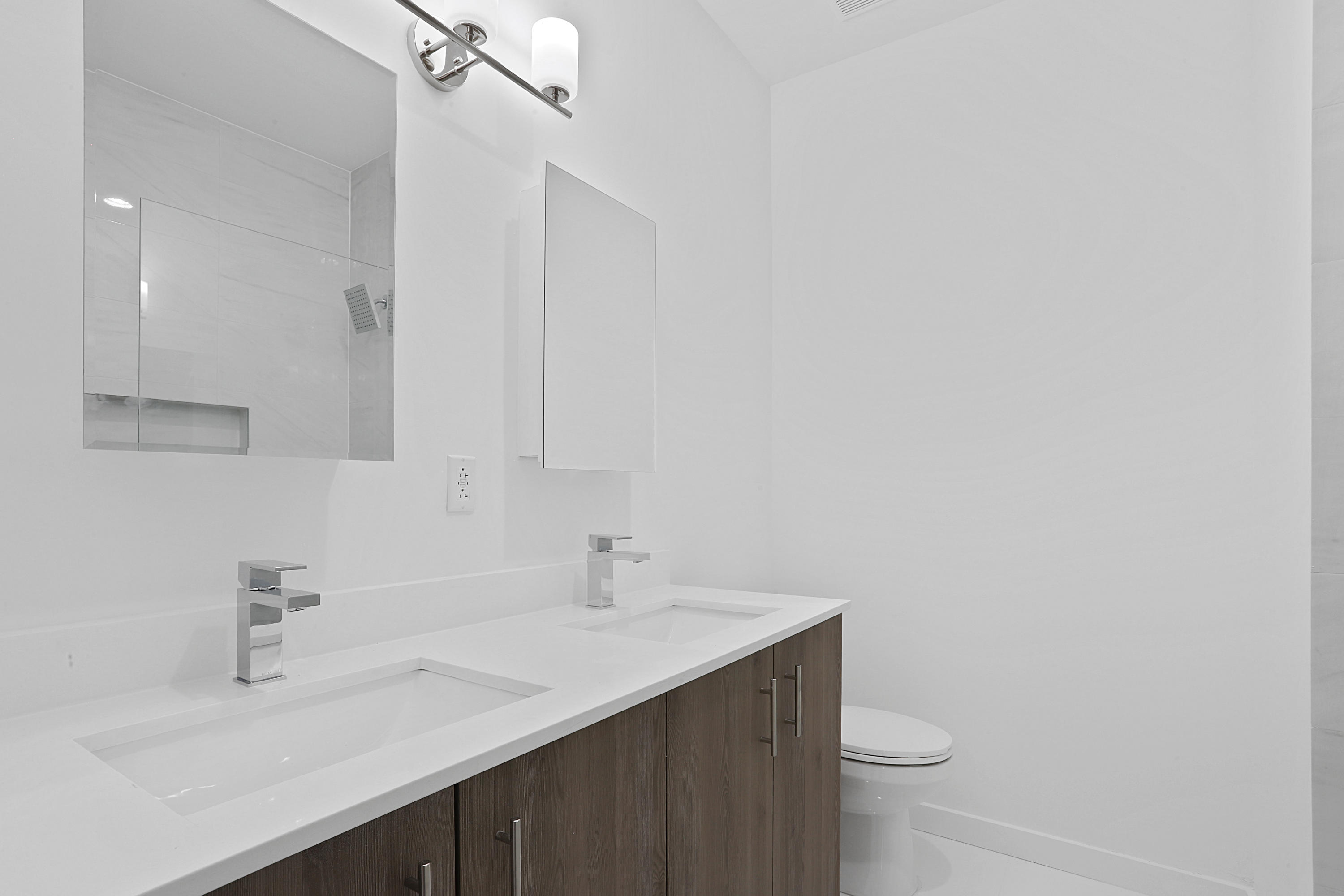 1350 Crystal Way, Unit 107 Delray Beach, FL 33444 - Photo 27 of 34 IMG_3131