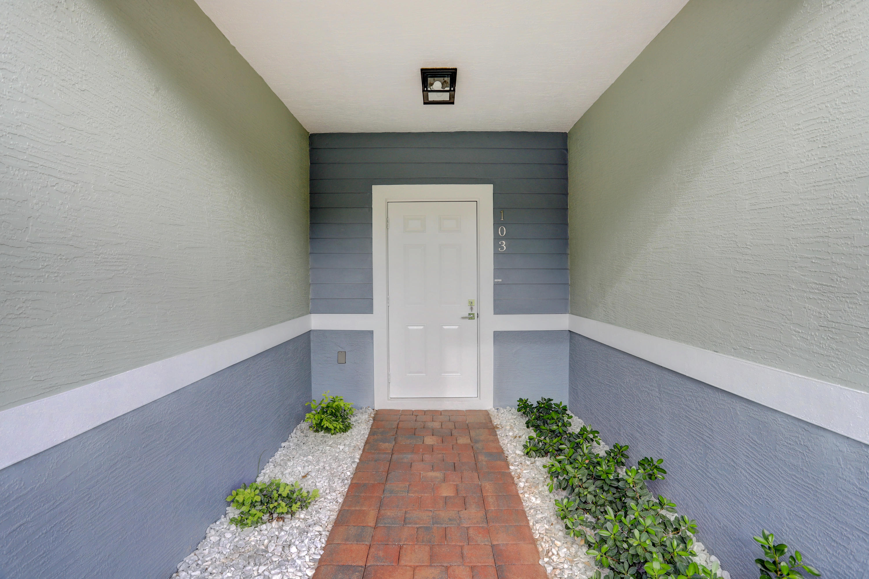 1350 Crystal Way, Unit 107 Delray Beach, FL 33444 - Photo 3 of 34 IMG_3676_77_78_79_80