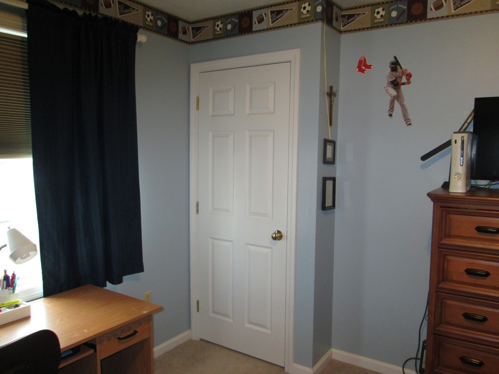 28 Jimmy Court Springfield, MA 01104 - Photo 12 of 22 Gallery Image 12