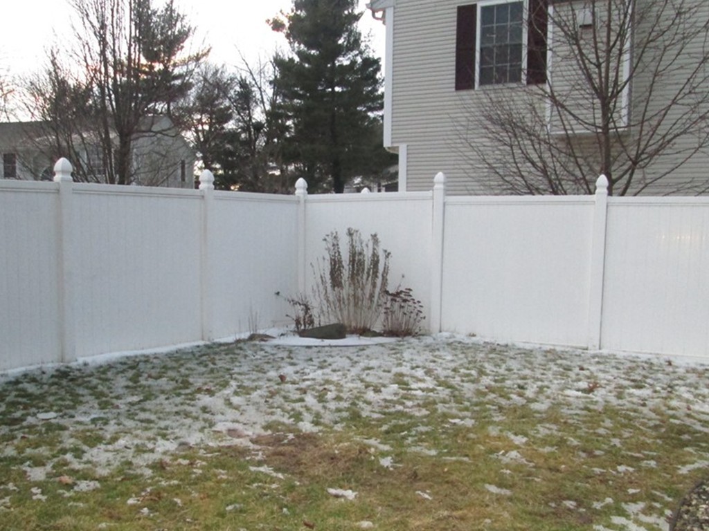 28 Jimmy Court Springfield, MA 01104 - Photo 22 of 22 Gallery Image 22