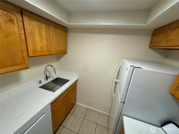 $1,450 | 929 North 105th Street, Unit C, Seattle, WA 98133