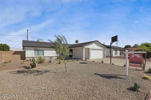 4218 West Griswold Road Phoenix, AZ 85051 - Photo 1 of 16 image