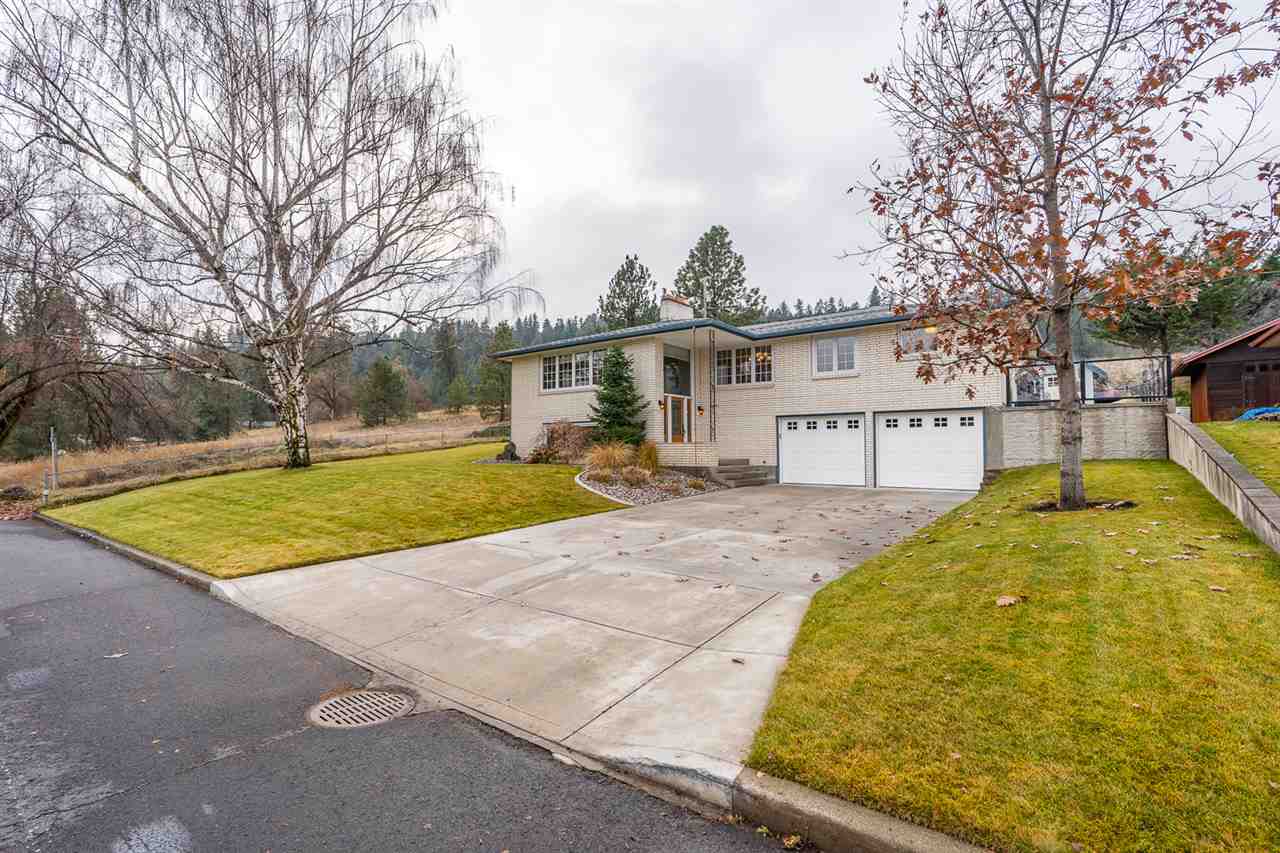 9801 North Huntington Road Spokane, WA 99218 - Photo 1 of 20
