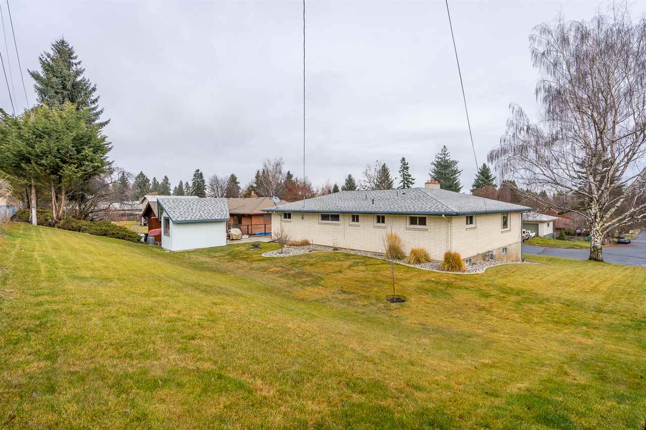 9801 North Huntington Road Spokane, WA 99218 - Photo 15 of 20