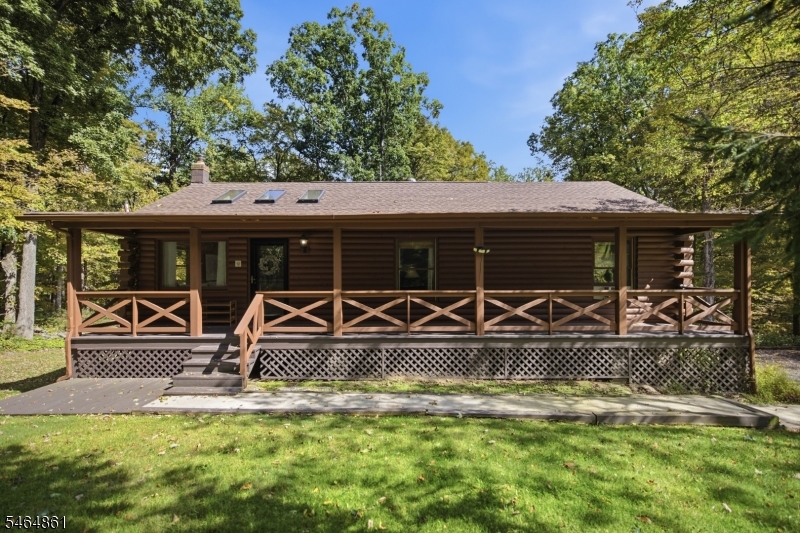 67 Seneca Lake Road Sparta, NJ 07871 - Photo 1 of 47 Gallery Image 1