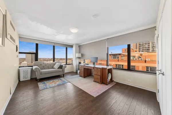 $450,000 | 5801 North Sheridan Road, Unit 14A, Chicago, IL 60660