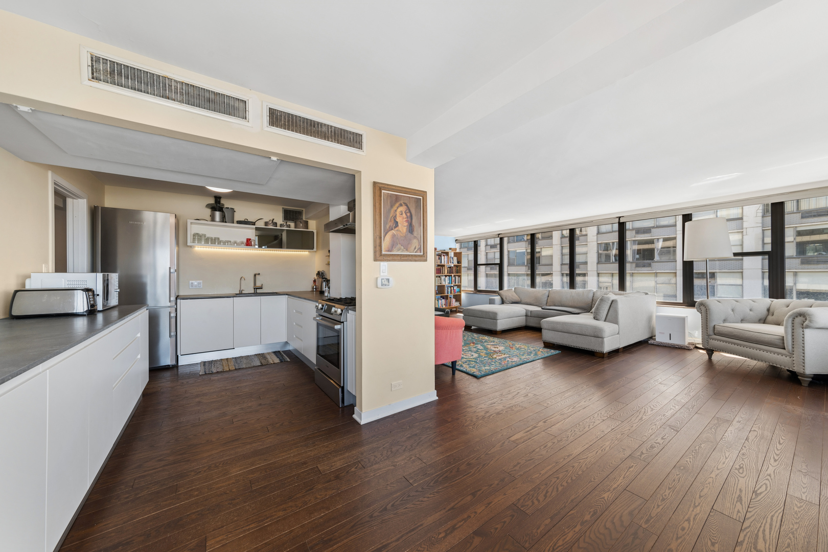 5801 North Sheridan Road, Unit 14A Chicago, IL 60660 - Photo 4 of 18