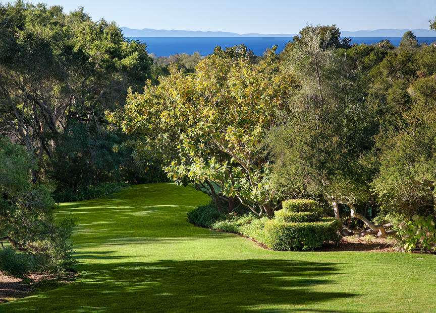 930 Lilac Drive Montecito, CA 93108 - Photo 2 of 25 a view of a golf course